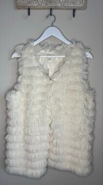 Belle Bird Faux Fur Shag Vest sz L